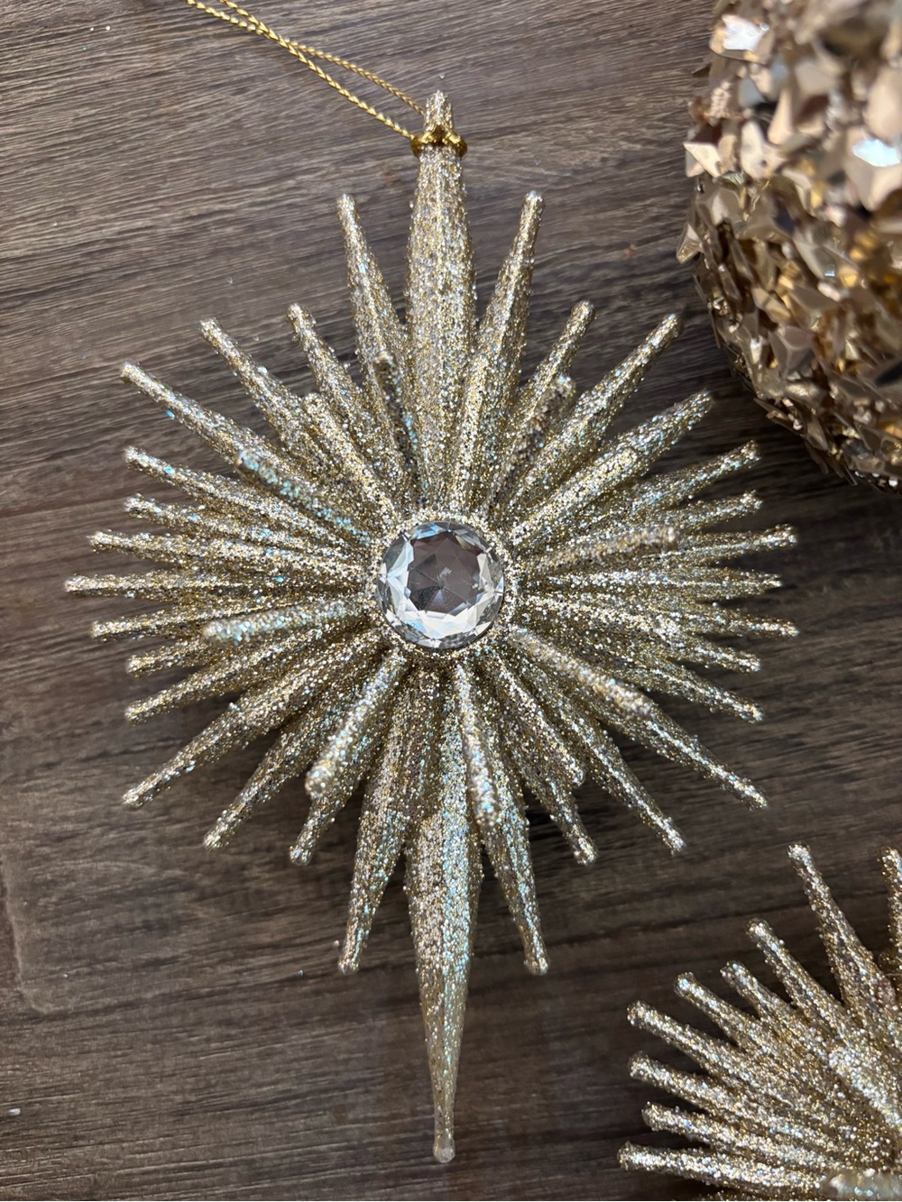 16 Gold Christmas Ornaments - Picture 3 of 5